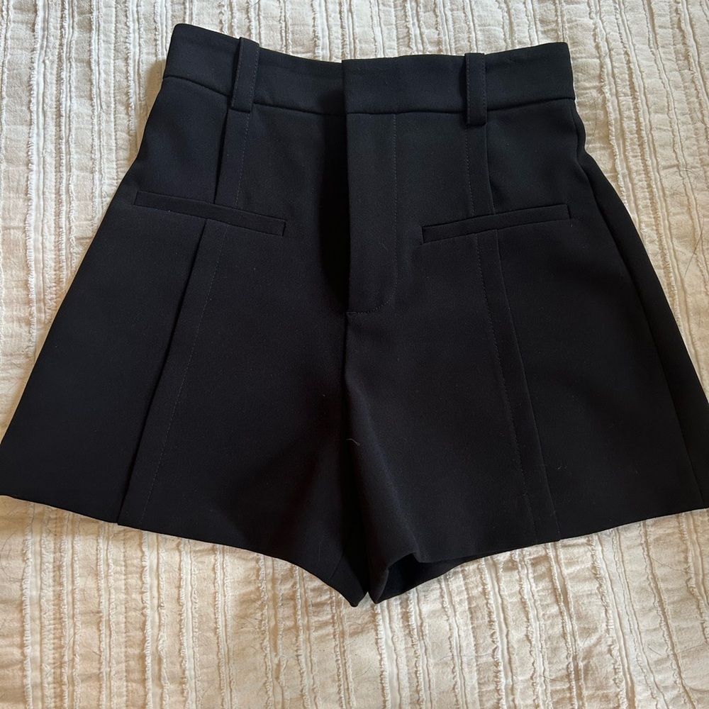 Zara high wasted shorts.  Size XS.  EUC.